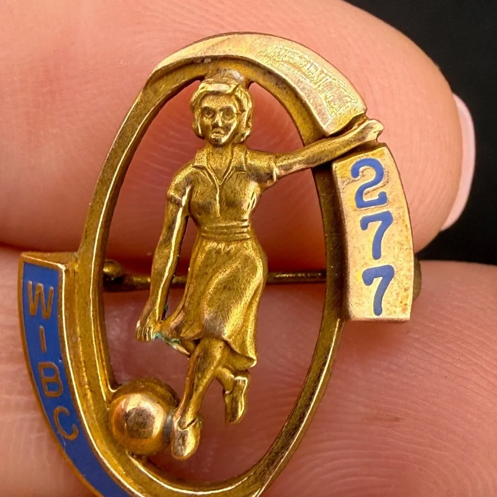 Vintage Gold Filled Brooch Women's International Bowling Congress WIBC 277